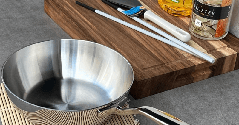Cách tôi chảo inox chống dính "bất tử" cực đơn giản tại nhà 3 Nguyên liệu và dụng cụ để thực hiện tôi chảo
