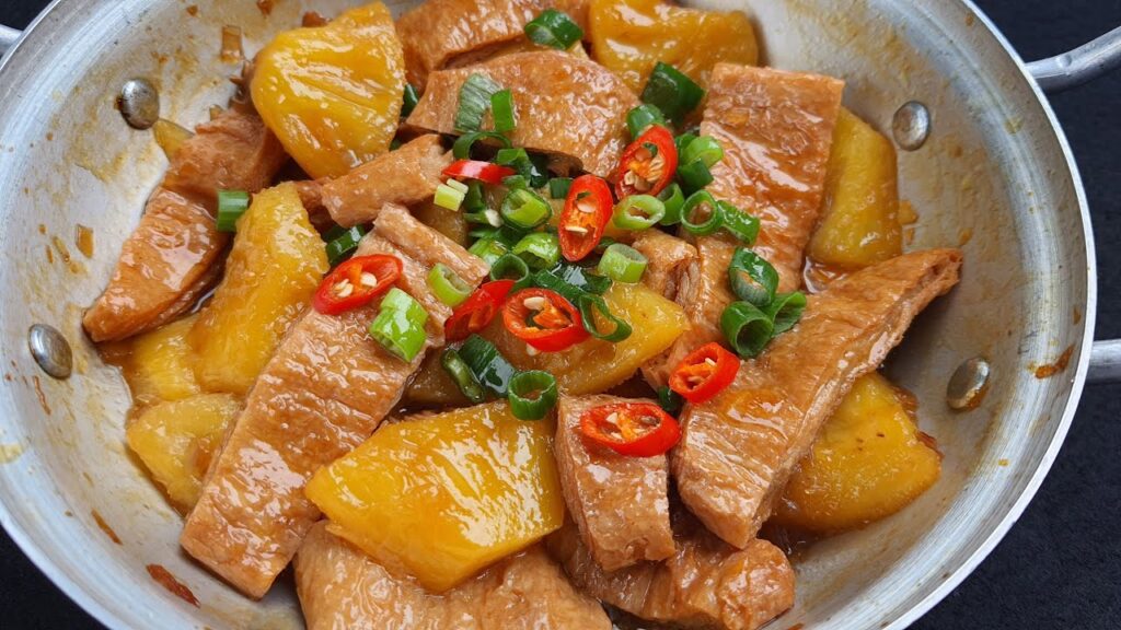 Sườn non chay kho thơm (dứa) chua ngọt