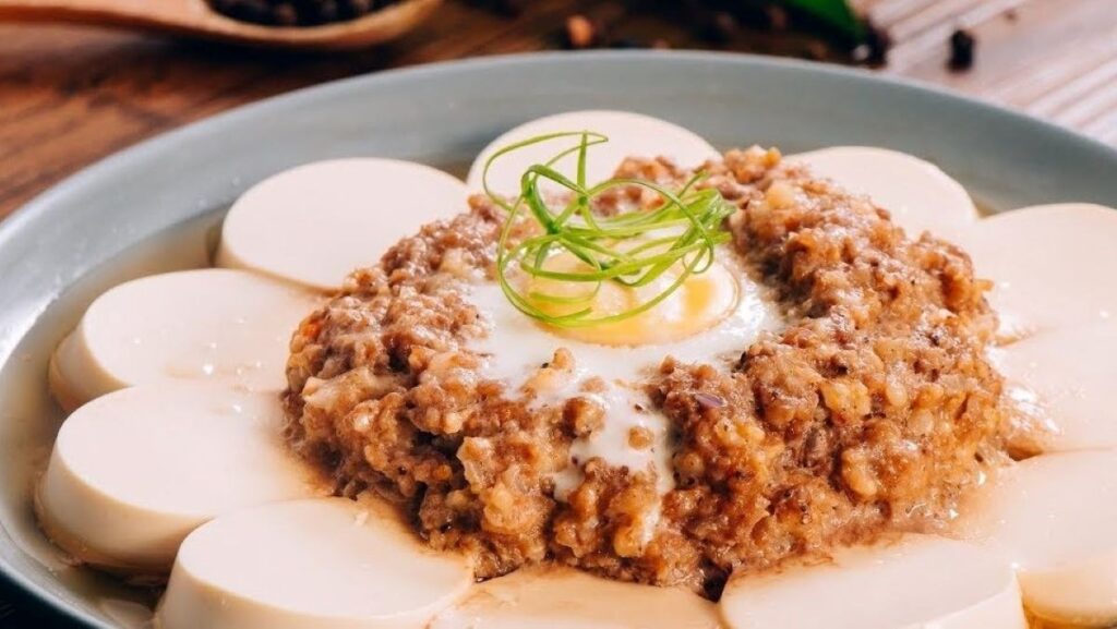 Đậu Hũ Non: Cách Làm Tại Nhà & 15 Món Ngon Bổ Dưỡng 4 Cách nấu đậu hũ non sốt tôm thịt bằm